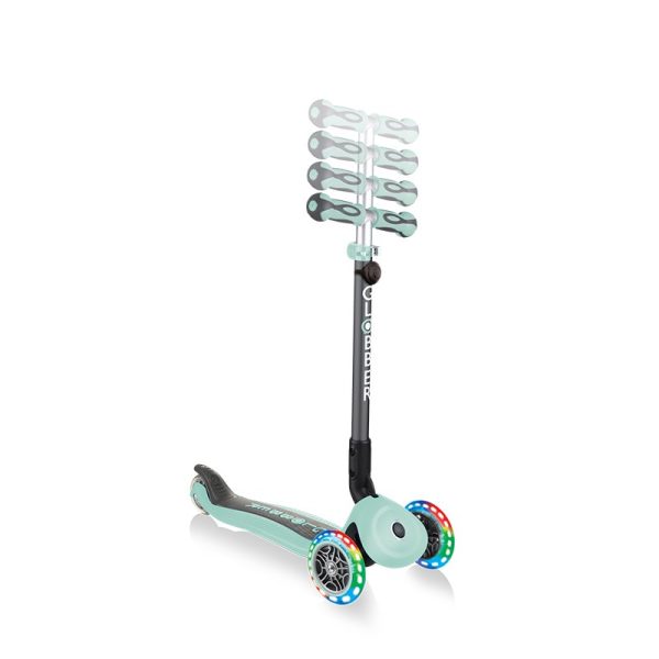 Globber Go Up Deluxe Işıklı Scooter - Mint Yeşili - Görsel 6